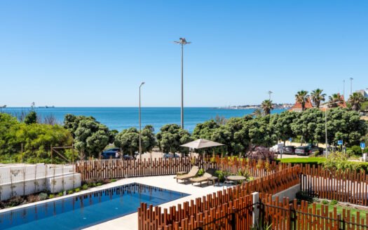Exclusive 3+1 Sea View Villa in Poça Beach, Estoril – The Frame