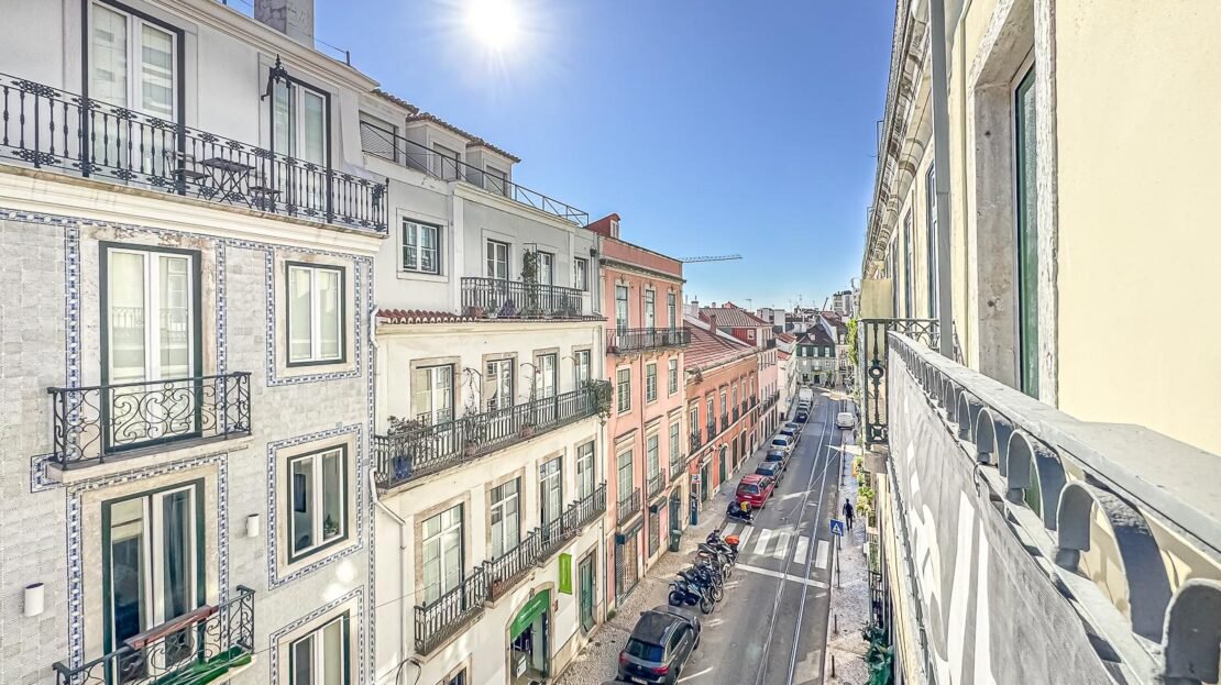 2-Bedroom Apartment in São Bento