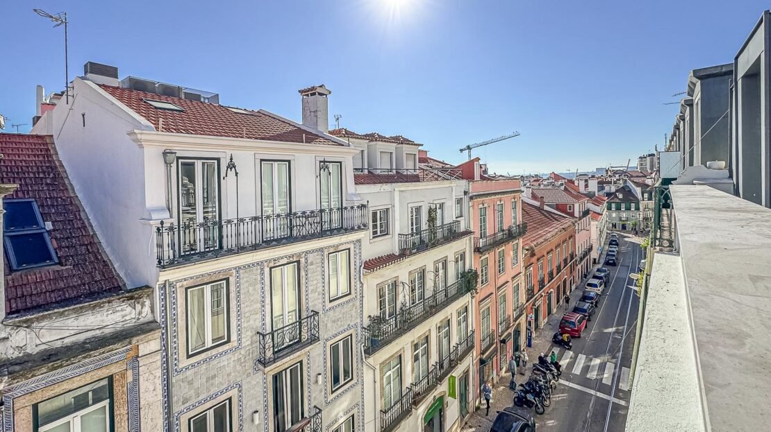2-Bedroom Apartment in São Bento