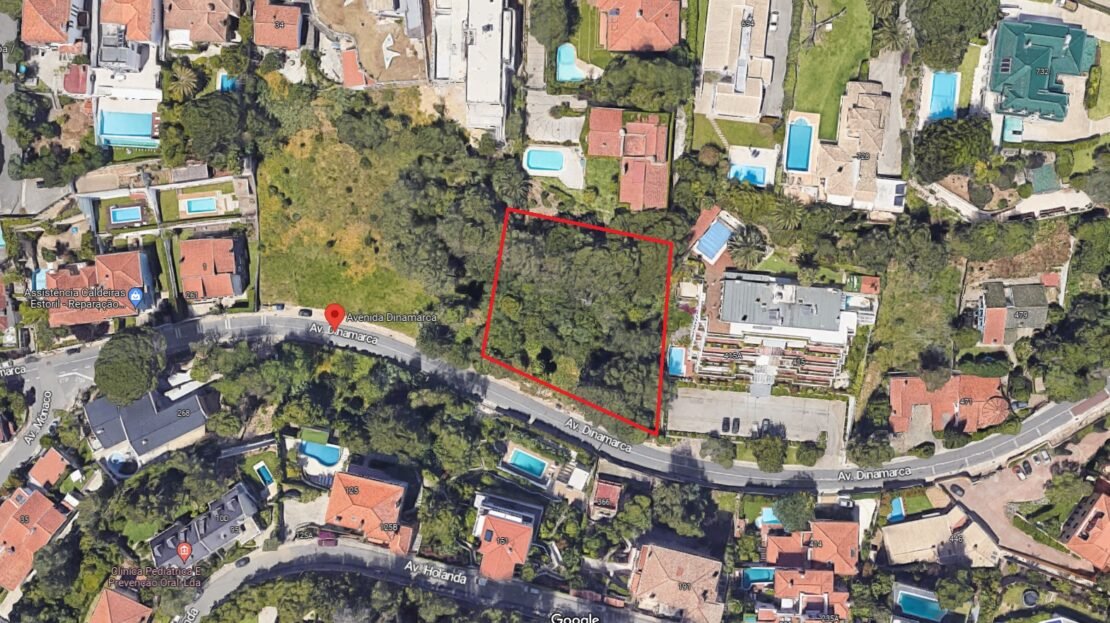 Project – 5 Luxury Villas in Estoril
