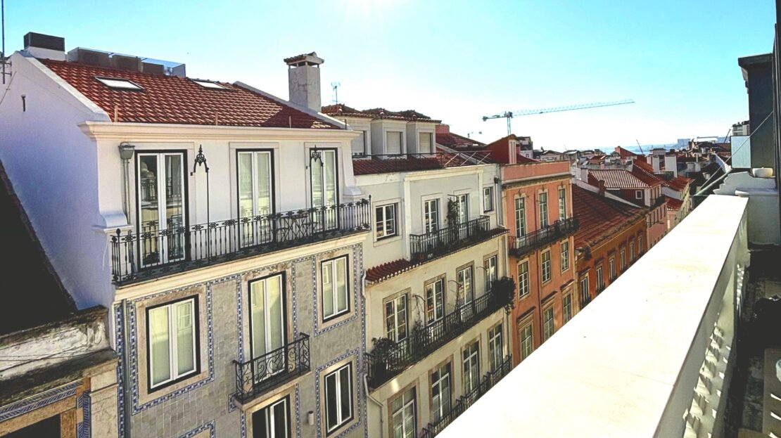 2-Bedroom Apartment in São Bento