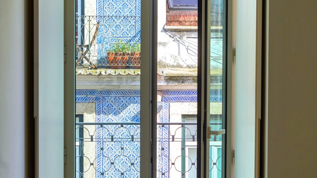 2-Bedroom Apartment in São Bento