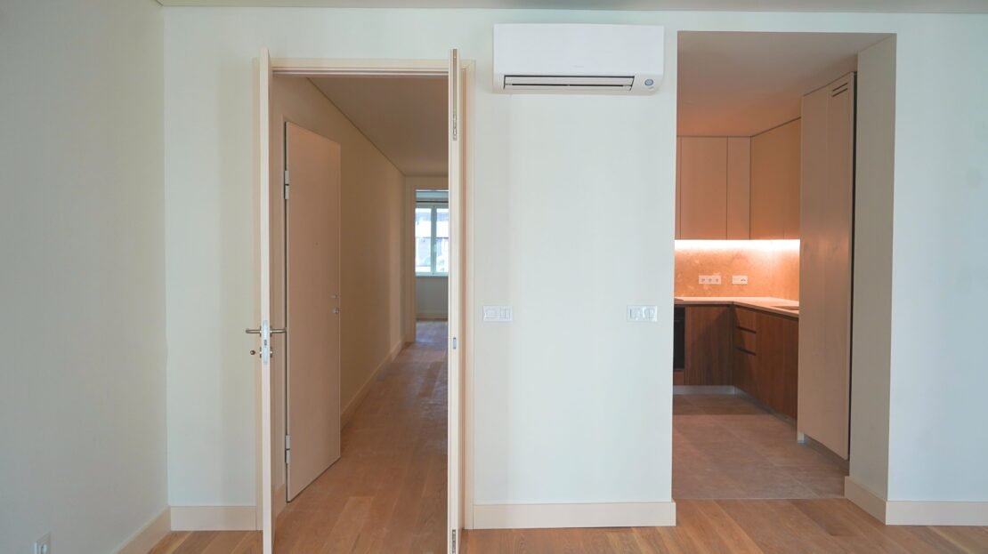 2-Bedroom Apartment in São Bento