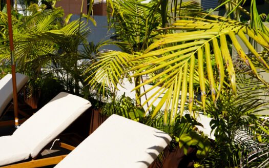 Tropical Luxury Villa for Sale in Cascais – A Bali-Inspired Sanctuary Near the Beach