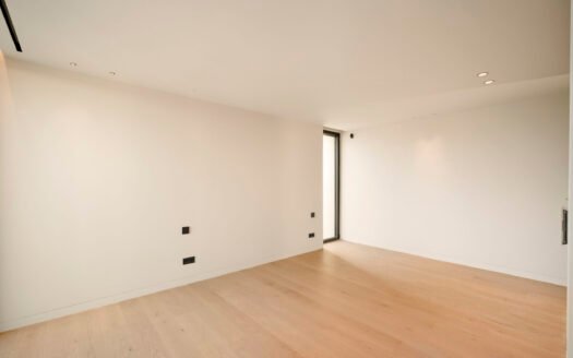 Luxury Modern 5-bedroom Villa in Birre, Cascais