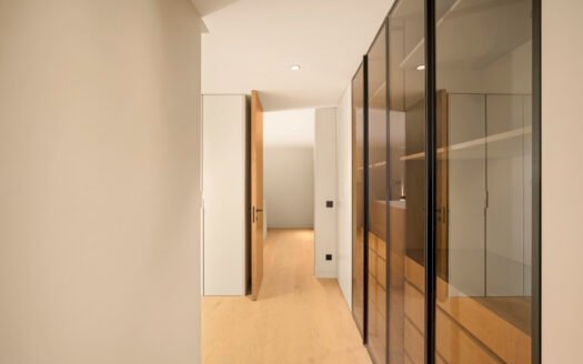 Luxury Modern 5-bedroom Villa in Birre, Cascais