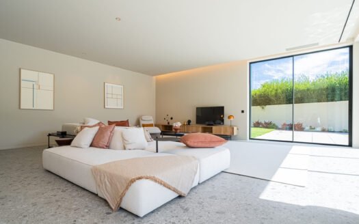Modern Luxury Villa in Birre, Cascais – Design and Sophistication