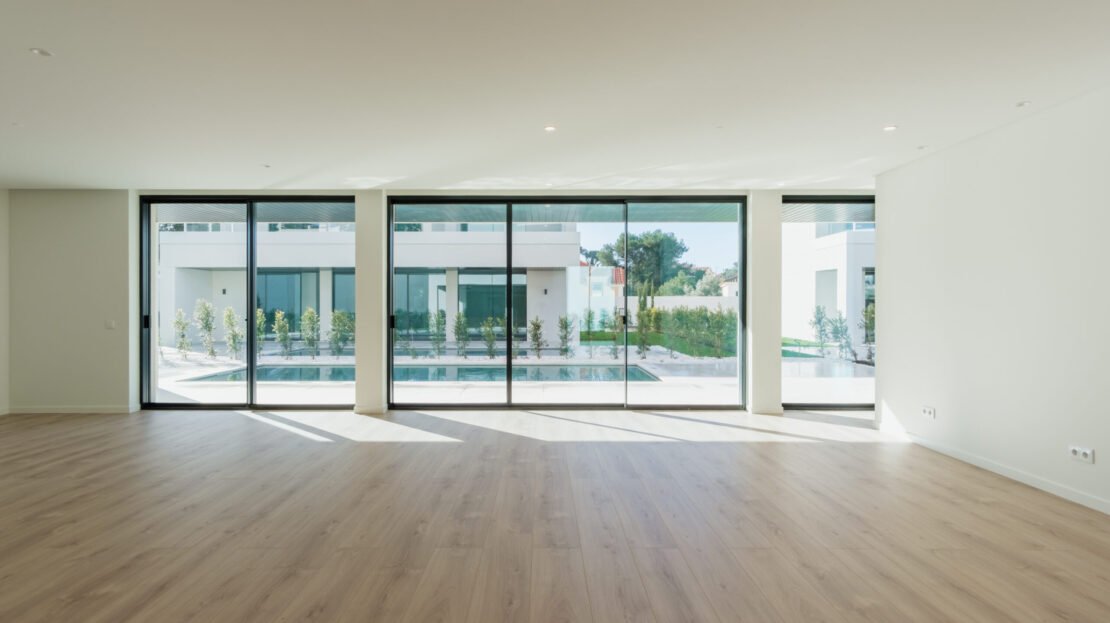 Luxury T4+1 Villas in Cascais Near King’s College International School