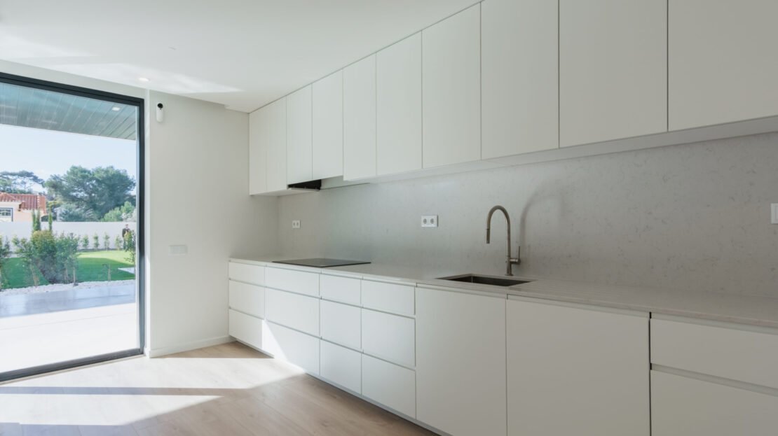 Luxury T4+1 Villas in Cascais Near King’s College International School