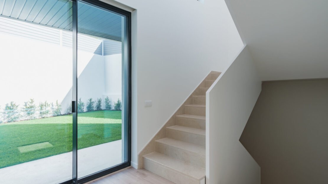 Luxury T4+1 Villas in Cascais Near King’s College International School