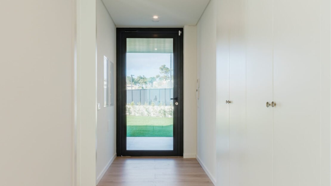 Luxury T4+1 Villas in Cascais Near King’s College International School