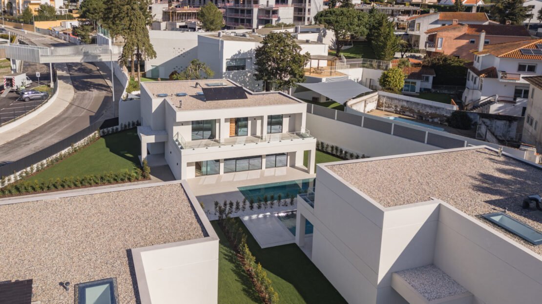 Luxury T4+1 Villas in Cascais Near King’s College International School