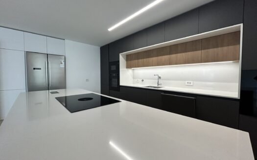 Modern Boutique 3-Bedroom Apartments in Parede, Cascais