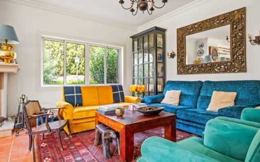 Traditional Villa in Cascais with Pool, Guest House & Large Plot